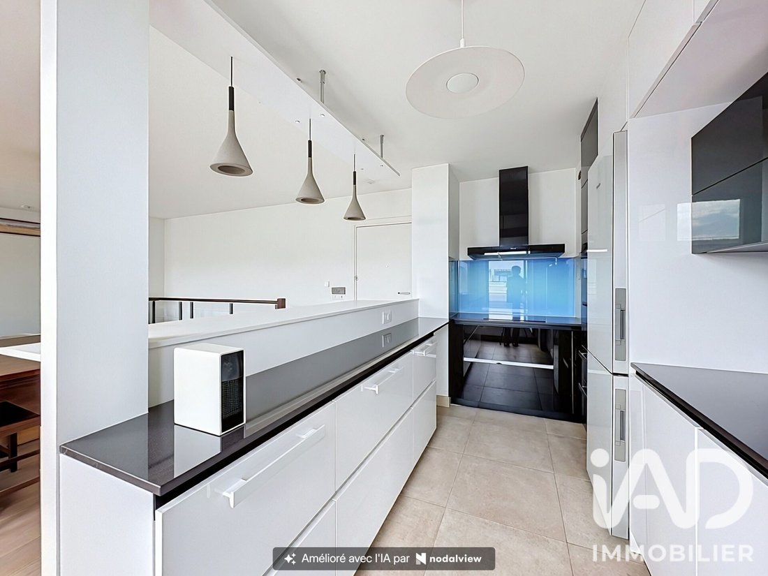 Appartamento a Altopiano Ovest, Suresnes, Francia 3 - 19043032