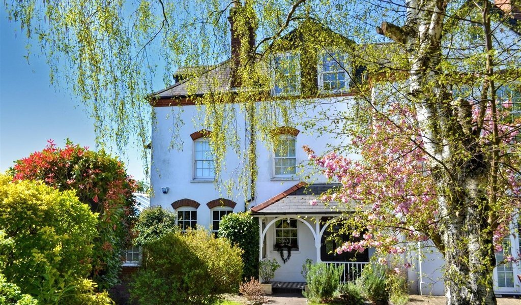 House in Berrys Green, Loughton, England 1 - 19048572