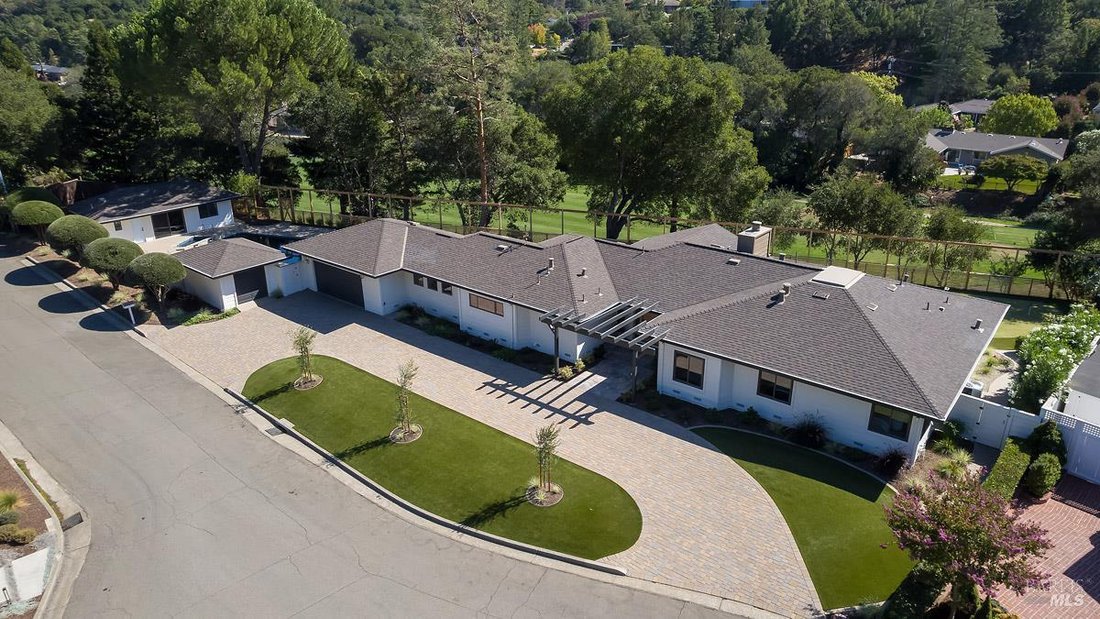 Maison à Novato, Californie, États-Unis 1 - 19045158