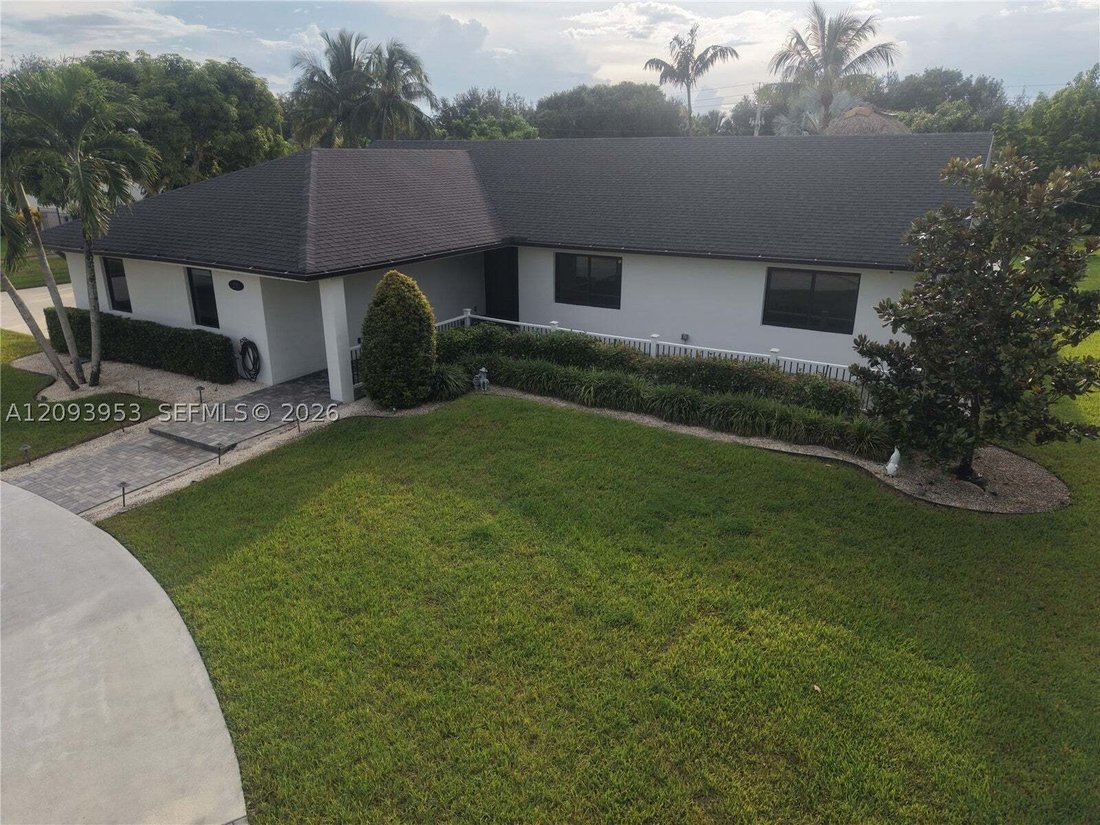 House in Davie, Florida, United States 4 - 19048527