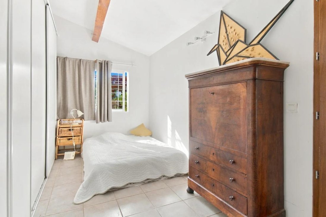 Casa en Trets, Provenza-Alpes-Costa Azul, Francia 5 - 19046945
