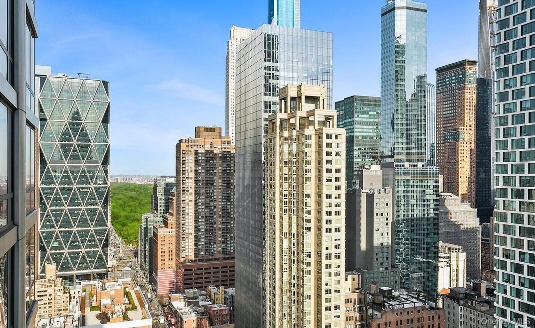 Condo in New York, New York, United States 3 - 19045839