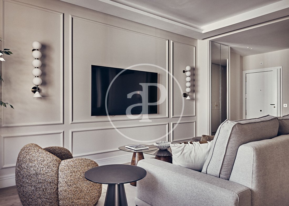 Appartamento a Retiro, Madrid, Spagna 4 - 19048859