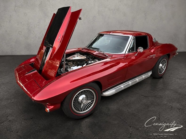 Coupe in Glendale, United States 1 - 19048865