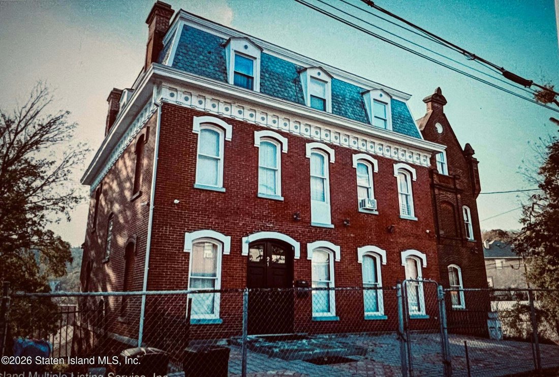 House in New York, New York, United States 4 - 19045404