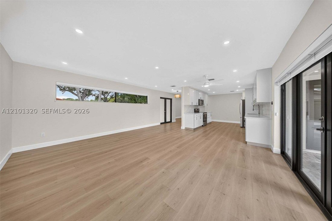 Haus in Miami Lakes, Florida, Vereinigte Staaten 4 - 19046054