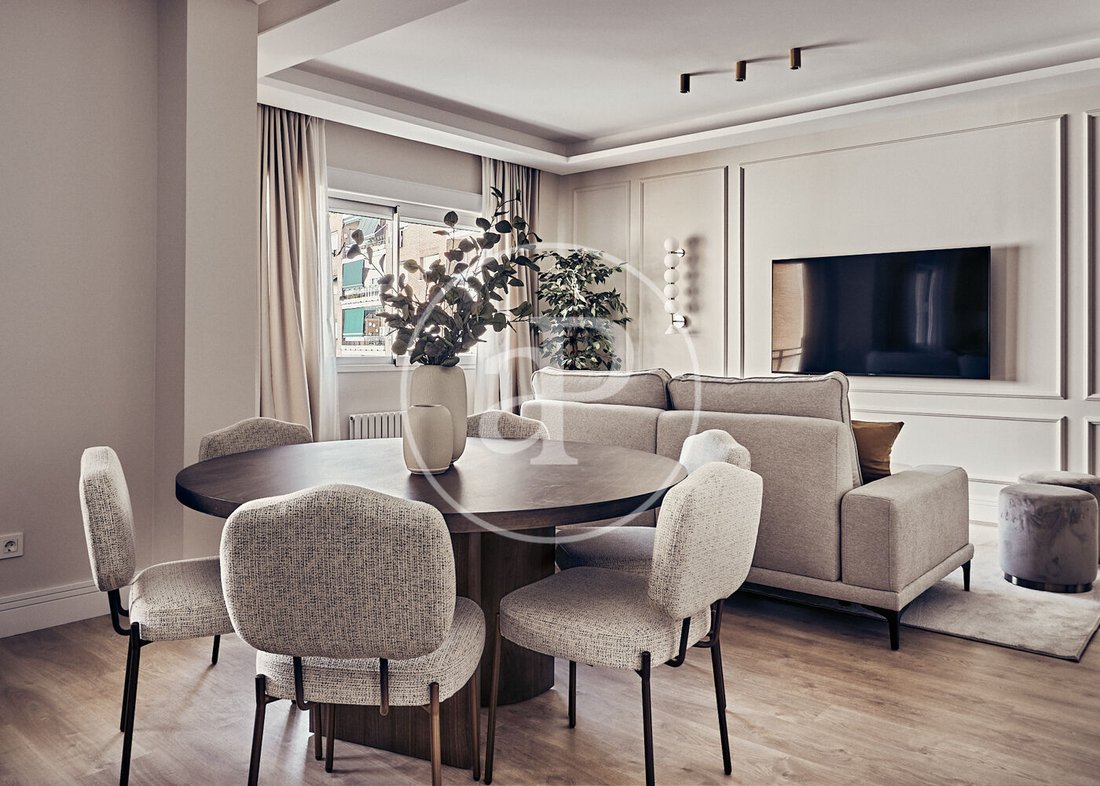 Appartamento a Retiro, Madrid, Spagna 5 - 19048859