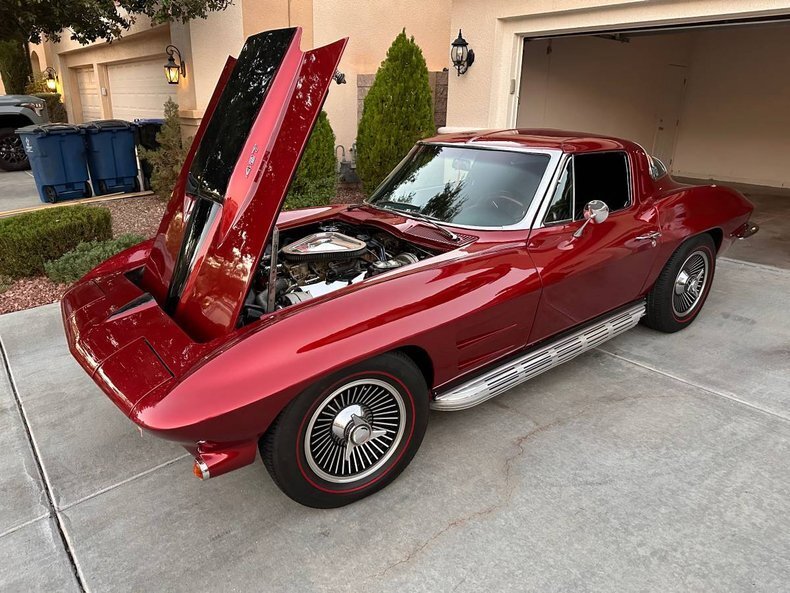 Coupe in Glendale, United States 5 - 19048865
