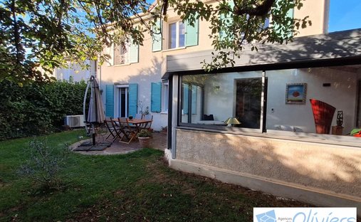 Haus in Villaroy, Guyancourt, Frankreich 1