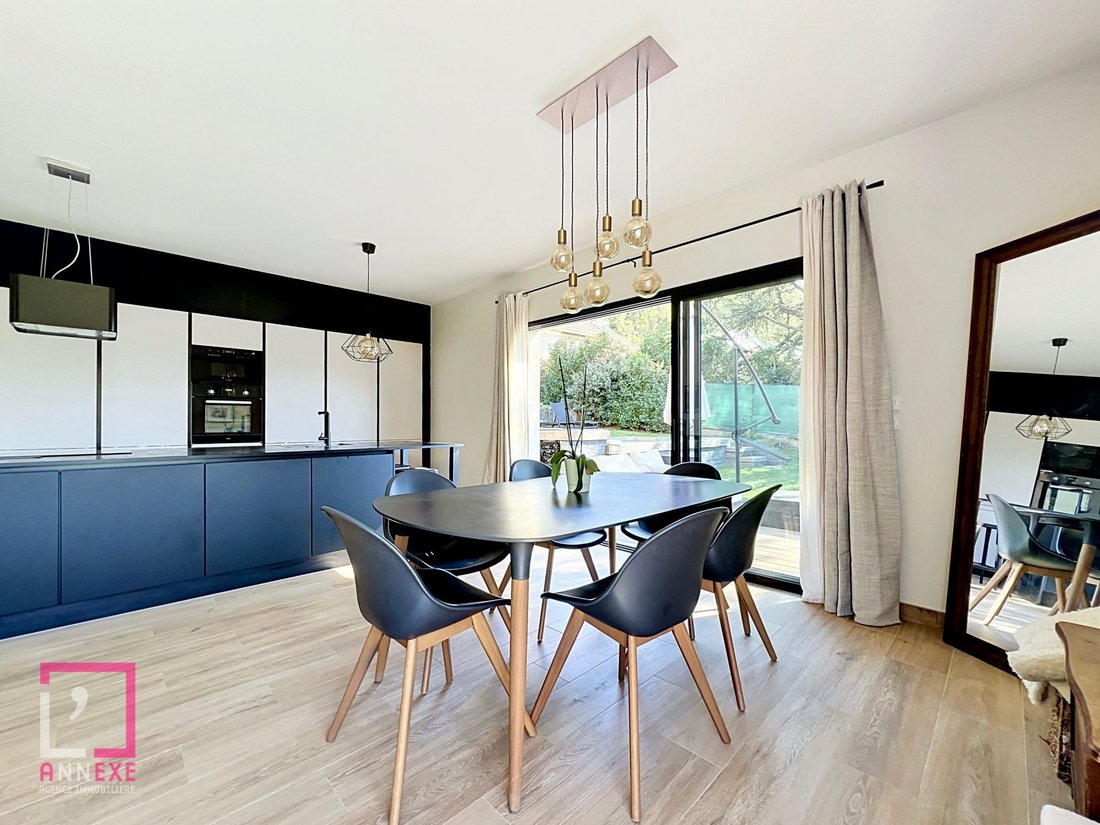 House in Fleurieu-sur-Saone, Auvergne-Rhône-Alpes, France 4 - 19048162
