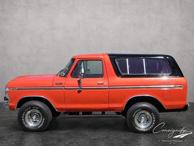 Suv in Glendale, United States 3 - 19048864