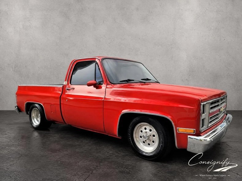 Pickup in Glendale, United States 3 - 13411105