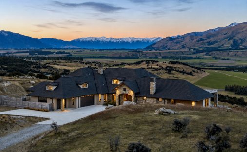 House in Queensberry, Otago, New Zealand 1
