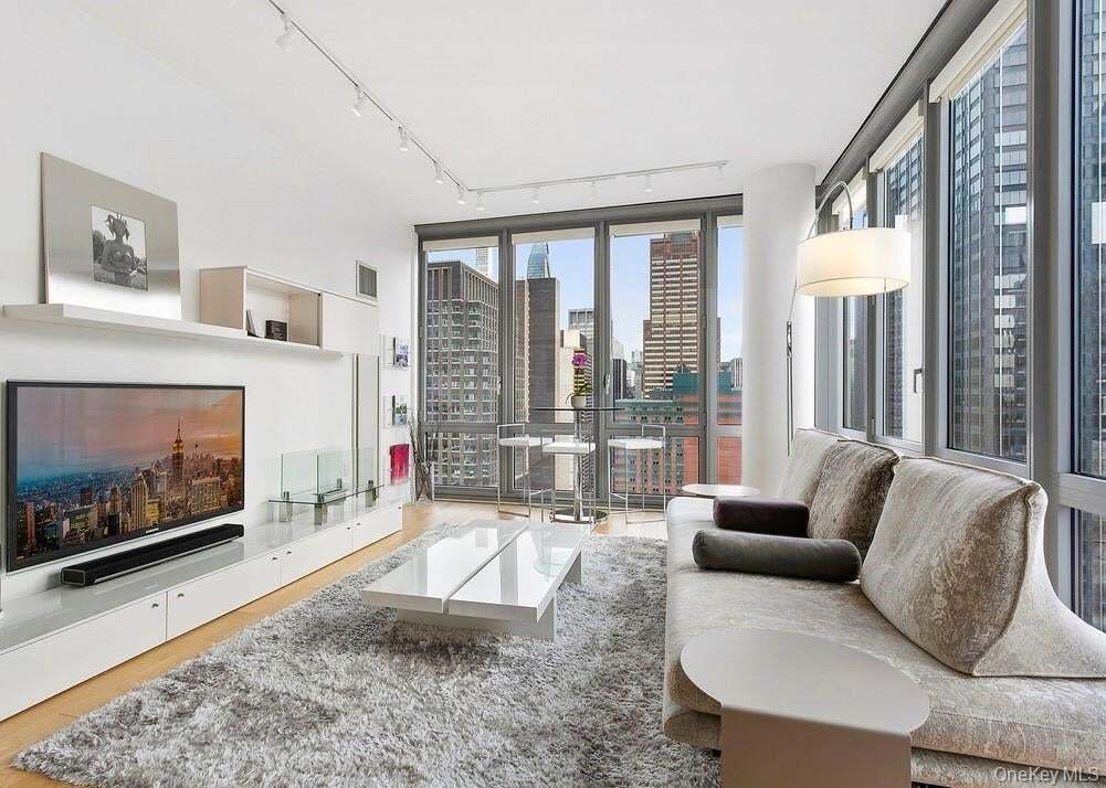 Condo in New York, New York, United States 2 - 19045839