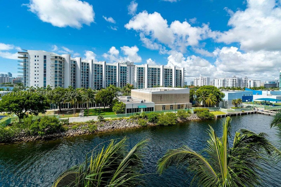 Appartement à Aventura, Floride, États-Unis 4 - 19046006