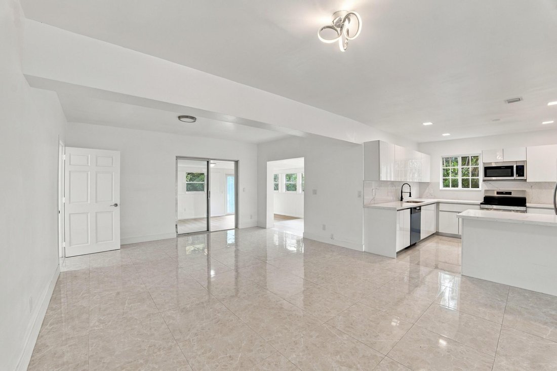 Maison à Miami, Floride, États-Unis 2 - 19048622