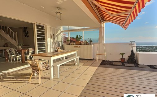 House in Puna'auia, Windward Islands, French Polynesia 1