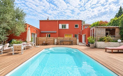 House in Plaissan, Occitania, France 1
