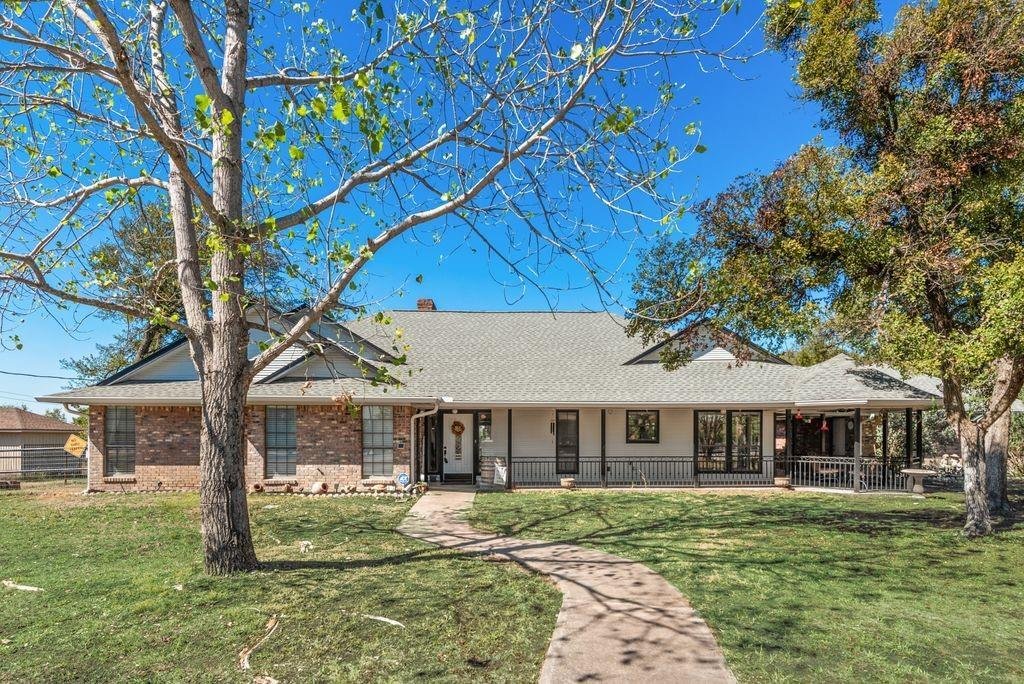 House in Weatherford, Texas, United States 1 - 19048805