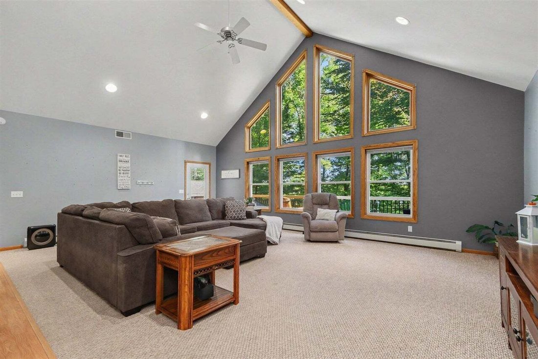 House in Howard City, Michigan, United States 4 - 19048730