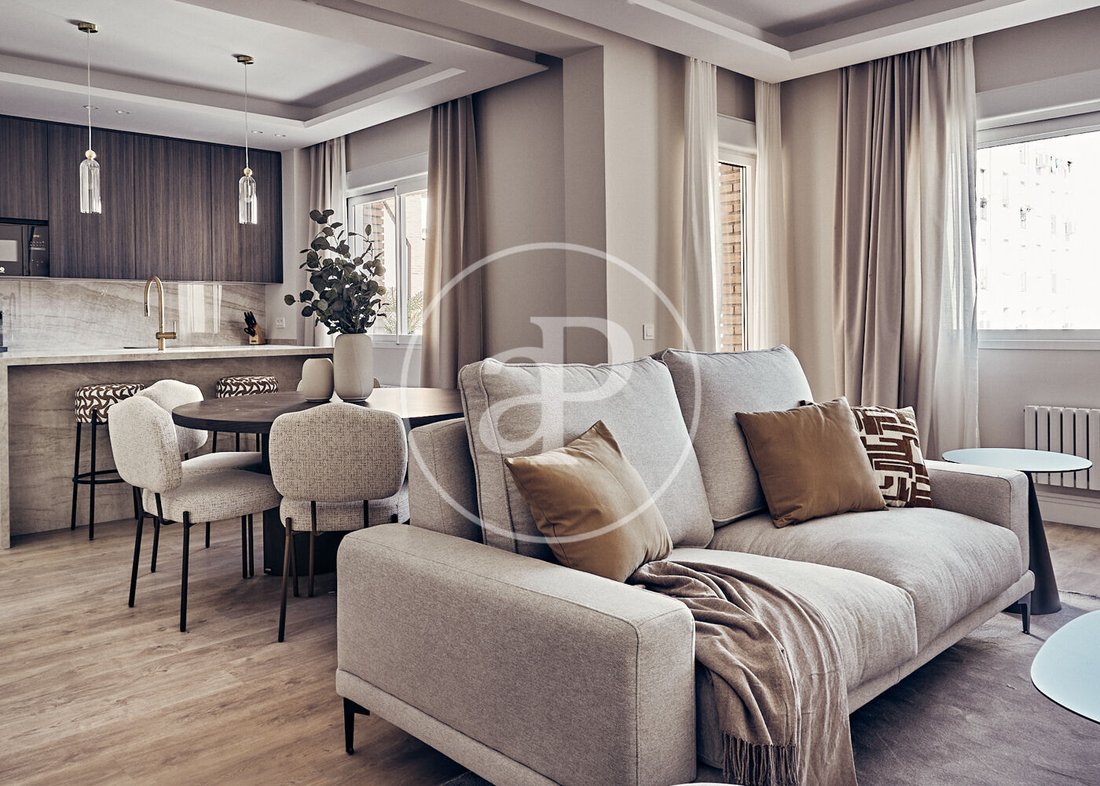 Appartamento a Retiro, Madrid, Spagna 2 - 19048859
