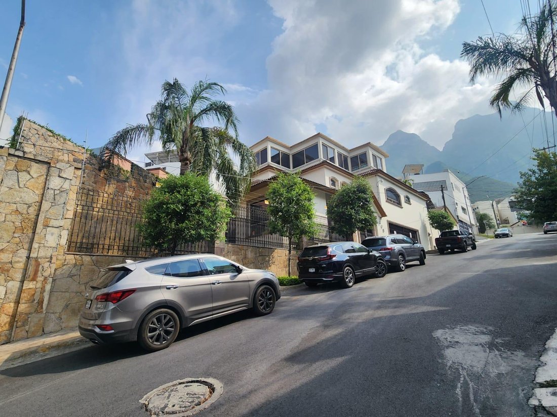 Casa en Monterrey, Nuevo León, México 2 - 19045260