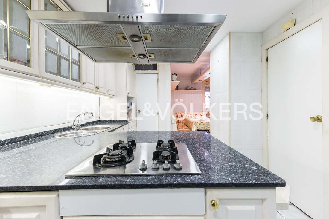 Apartment in Les Corts, Barcelona, Spain 4 - 19046314