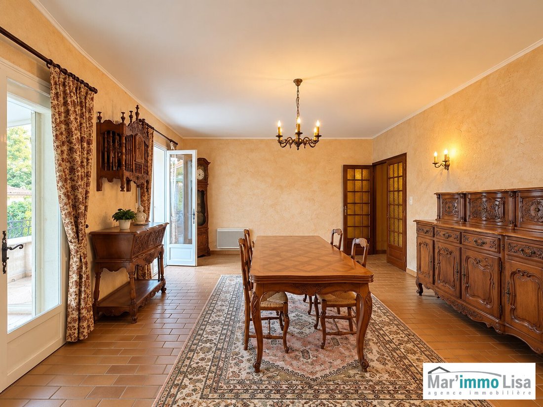 Casa en Distrito de Aix-en-Provence, Provenza-Alpes-Costa Azul, Francia 3 - 19048082