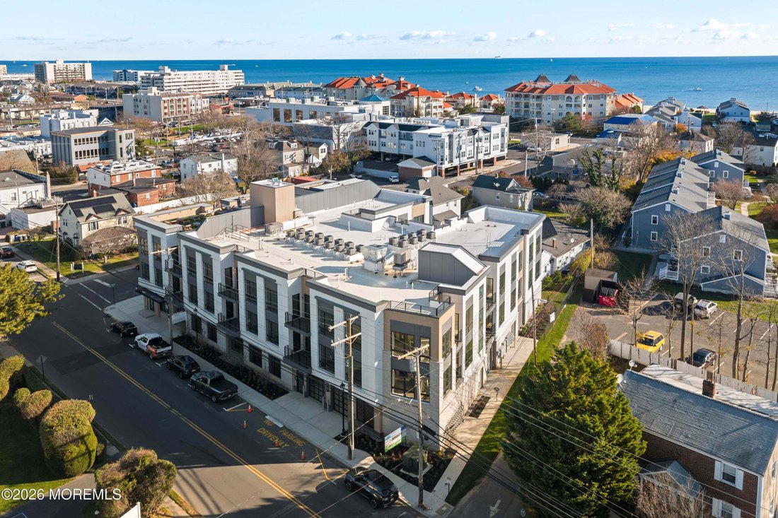 Condo in Long Branch, New Jersey, United States 1 - 19045688
