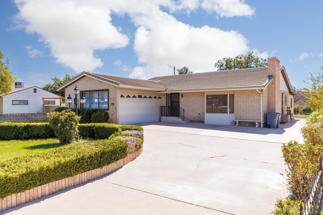 House in St. George, Utah, United States 4 - 19045454