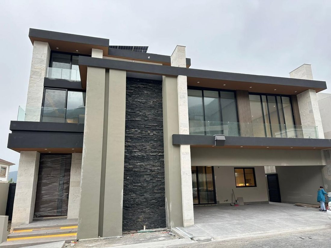 Casa en Monterrey, Nuevo León, México 3 - 19045261