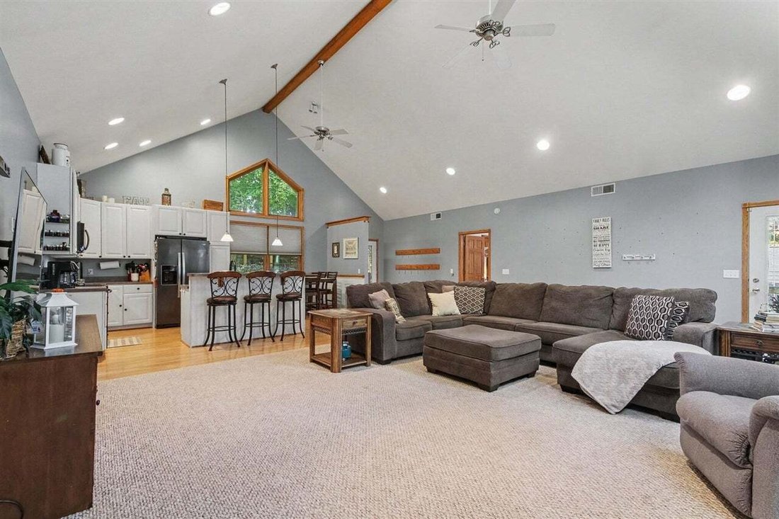 House in Howard City, Michigan, United States 3 - 19048730