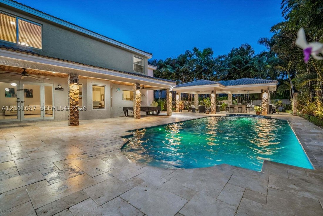 House in Miramar, Florida, United States 4 - 19046021