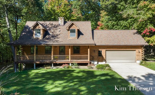 House in Plainfield charter Township, Michigan, United States 1