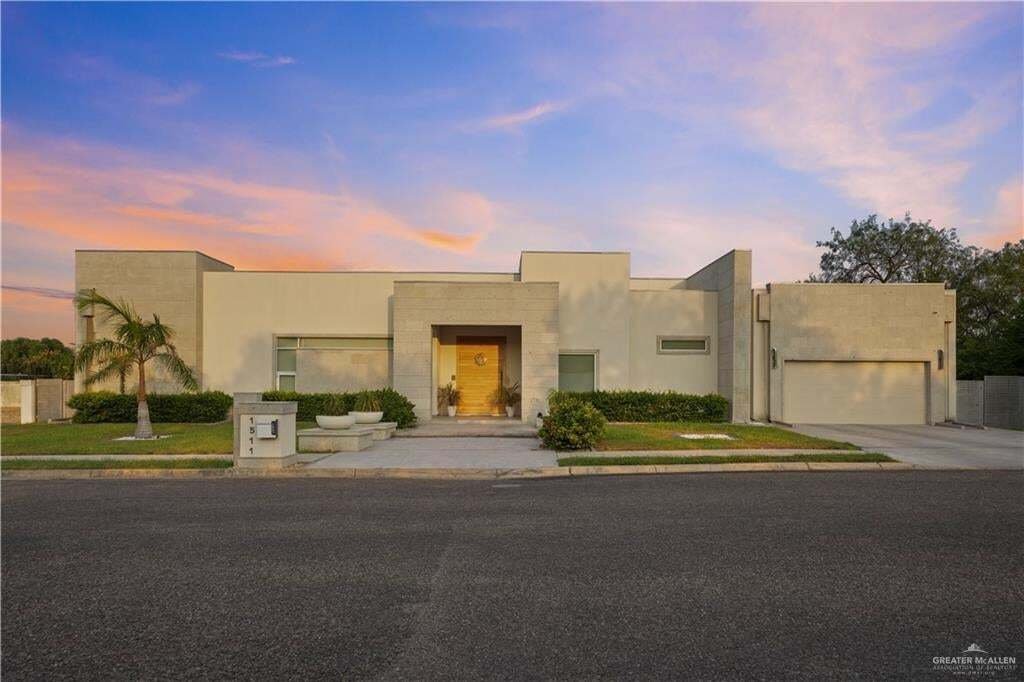 House in Mission, Texas, United States 2 - 19045426