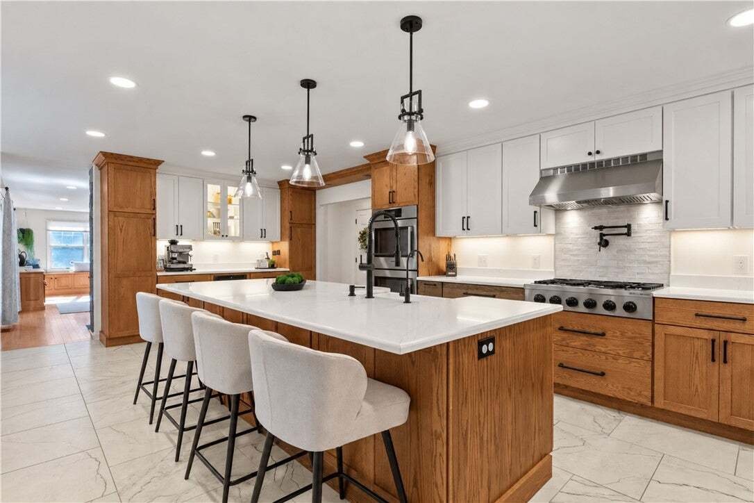 House in North Kingstown, Rhode Island, United States 4 - 19045474