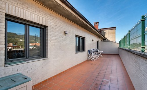 Apartment in Las Campas y San Claudio, Oviedo, Spain 1