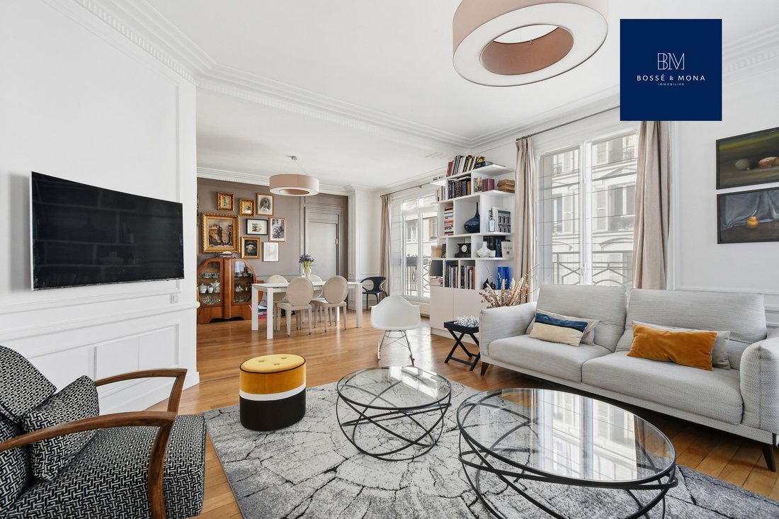 Apartment in Pereire-Malesherbes, Paris 17e Arrondissement, Paris 4 - 19048956