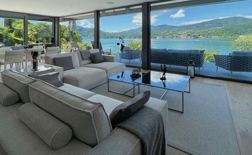 Villa in Brusino Arsizio, Ticino, Switzerland 1
