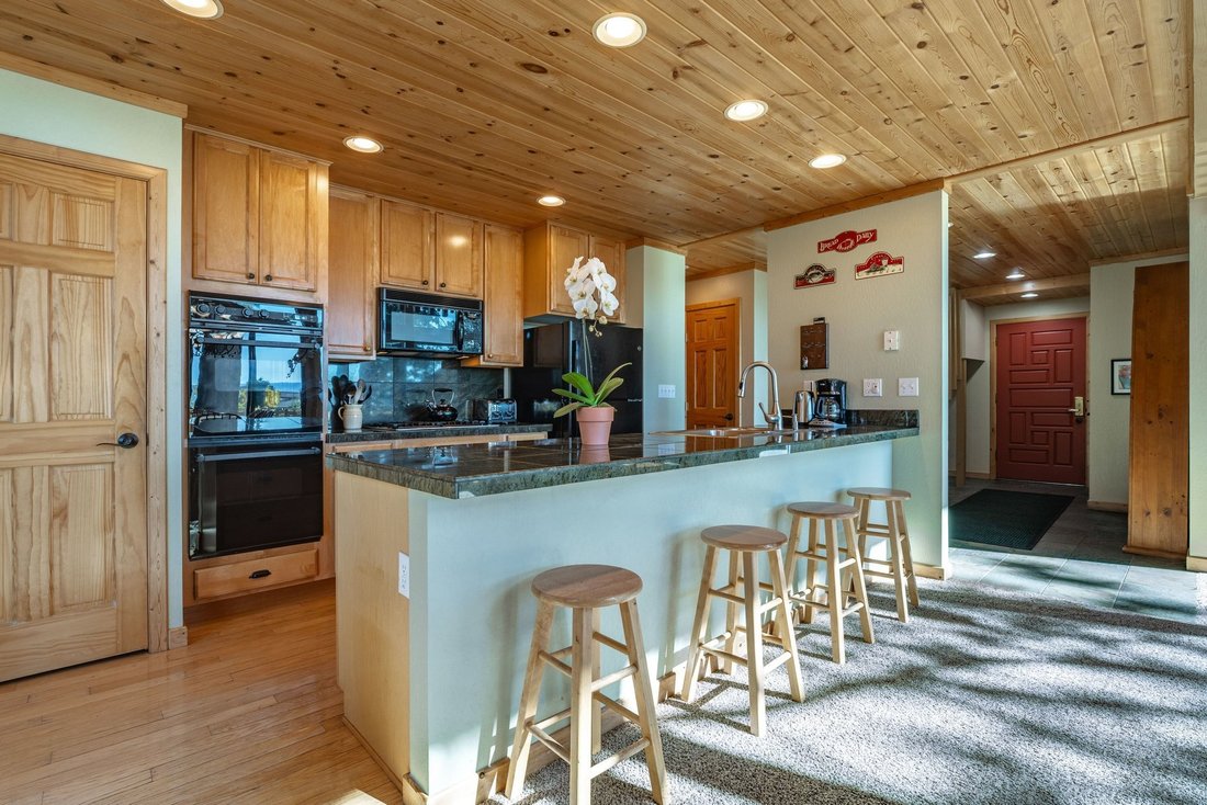 House in Tahoe City, California, United States 3 - 19045065