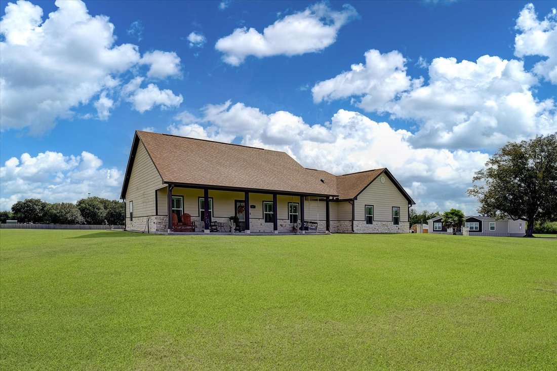 House in Winnie, Texas, United States 3 - 19046676