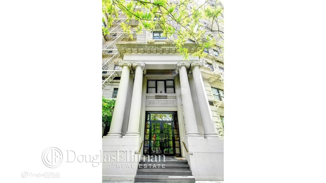 Co Op in New York, New York, United States 5 - 19047171