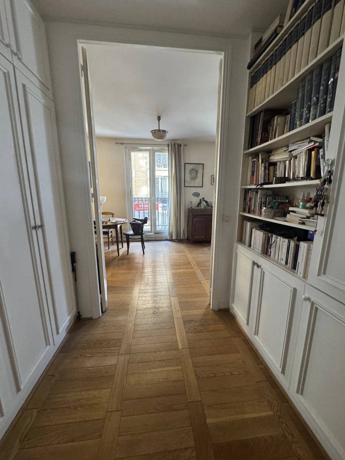 Apartment in Montorgueil-Saint Denis, Paris 2e Arrondissement, Paris 2 - 19047104