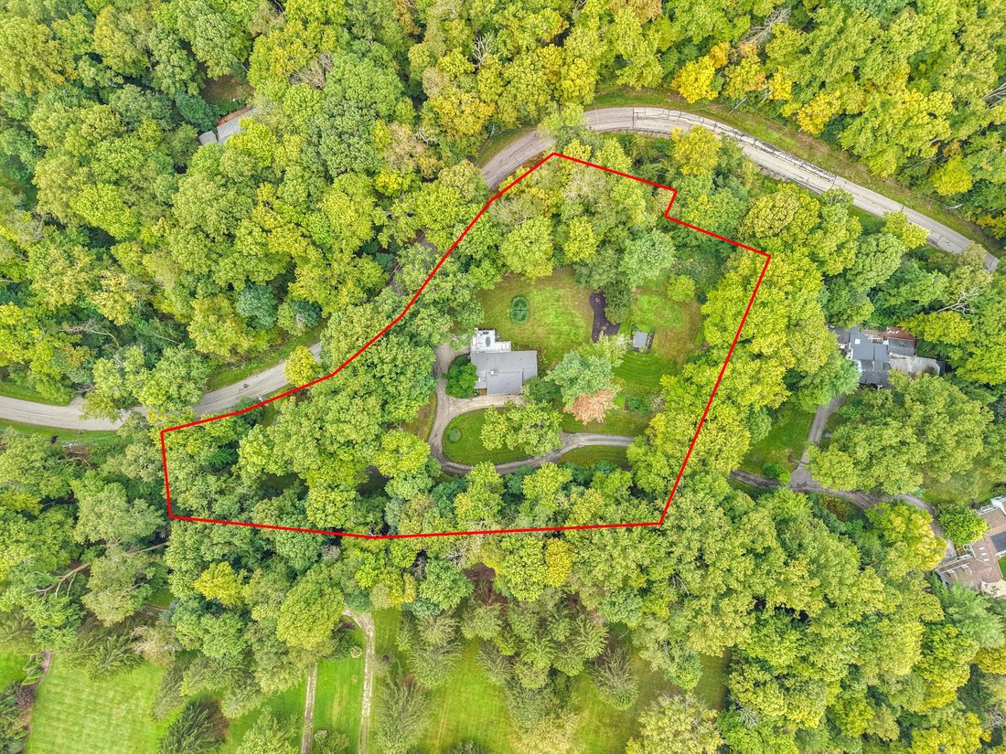 House in Gates Mills, Ohio, United States 2 - 19048269