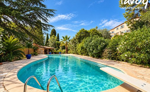 Villa a Centre Ville, Carqueiranne, Francia 1