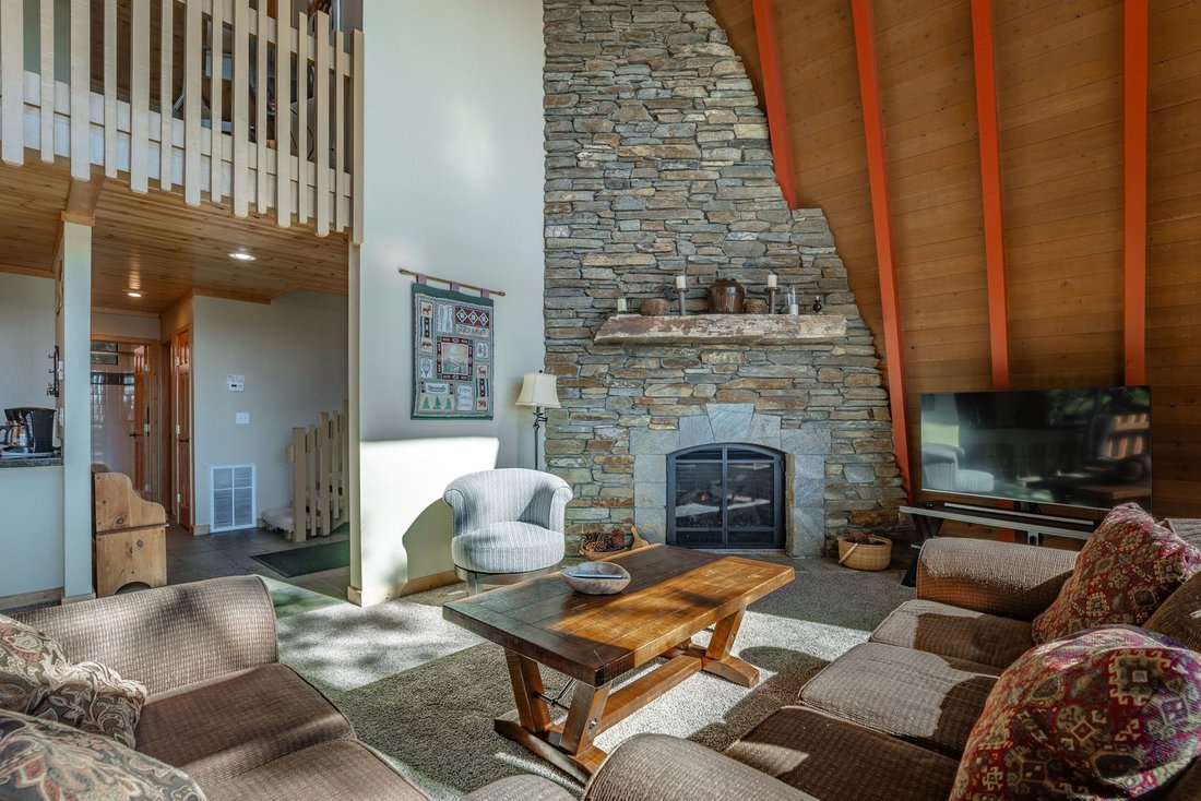 House in Tahoe City, California, United States 2 - 19045065