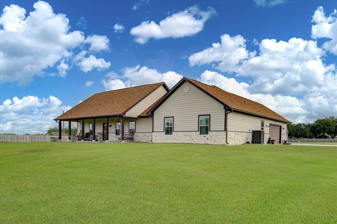 House in Winnie, Texas, United States 2 - 19046676