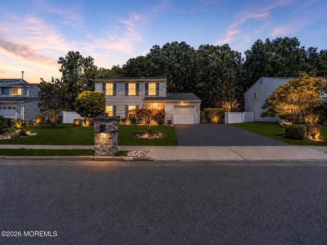 House in Howell Township, New Jersey, United States 2 - 19048264