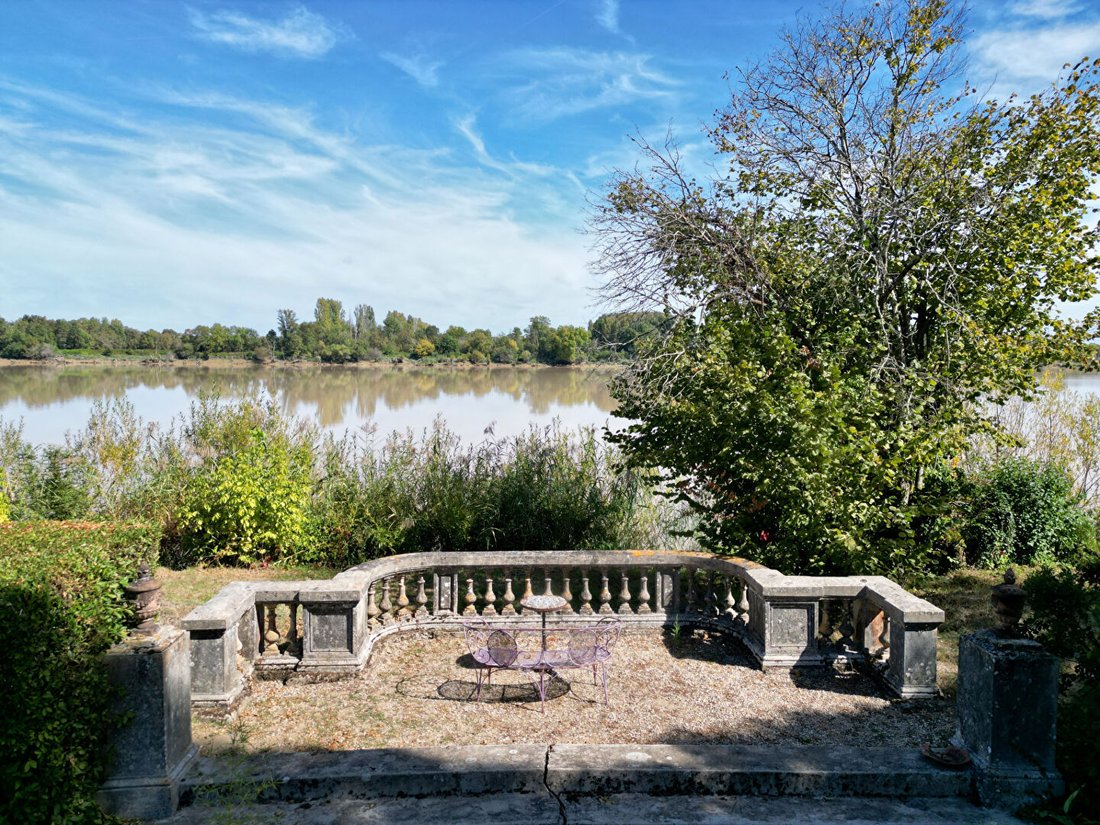 Villa in Libourne, Nouvelle-Aquitaine, France 2 - 19049006