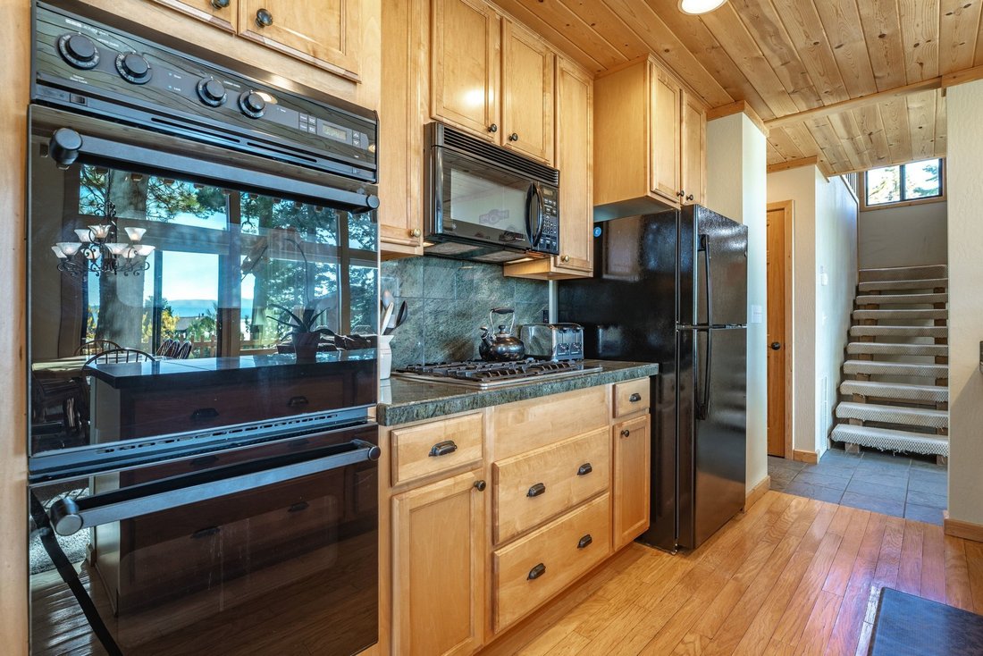 House in Tahoe City, California, United States 4 - 19045065